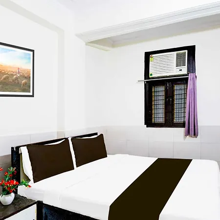 Hotel Super Collection O Fazalpur